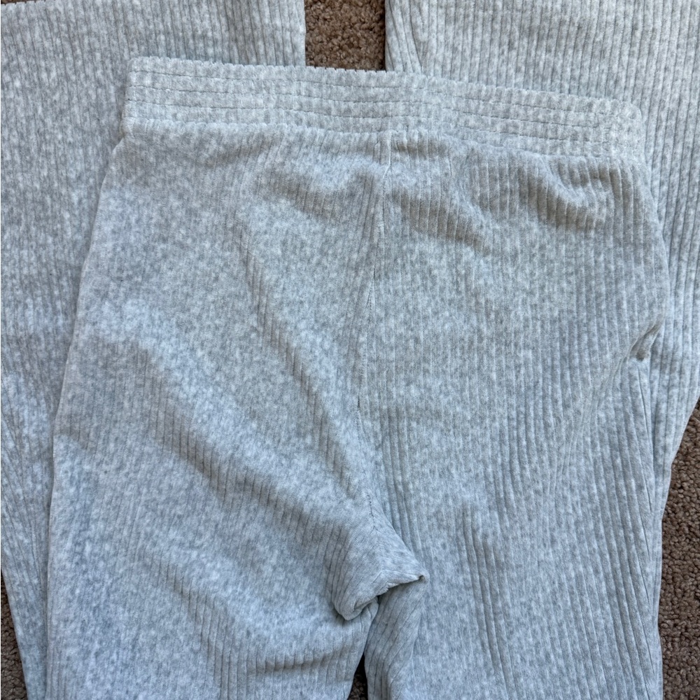 aerie Light Gray Ribbed Flare Lounge Pants - Picture 3 of 4